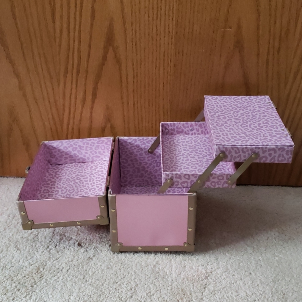 Pink Makeup Case - Picture 5 of 6